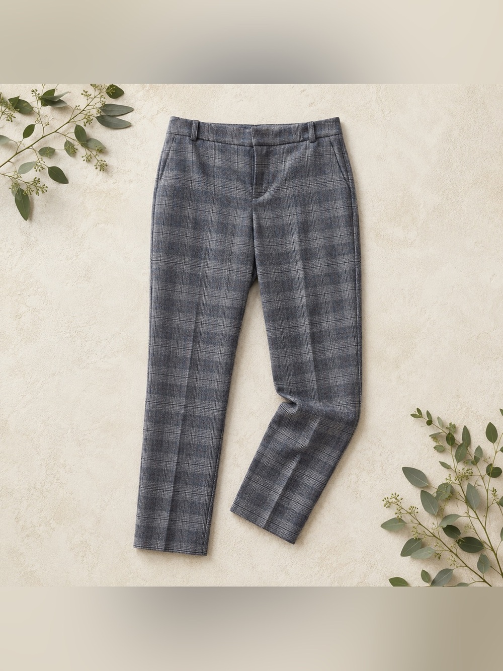 Banana Republic Avery Fit Plaid Pants Slim Ankle.Tailored Workwear |Classic Chic